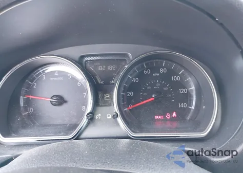 2019 Nissan Versa 1.6 Sv z USA, uszkodzony, nr VIN 3N1CN7AP8KL835873